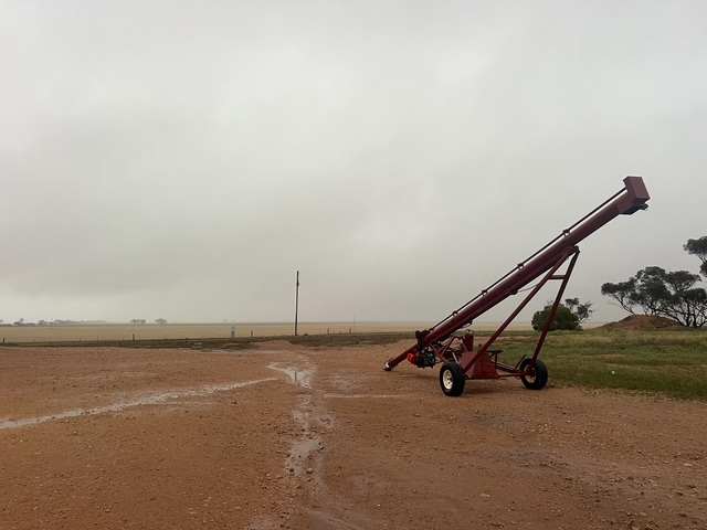 OtFDec0325_521225_02