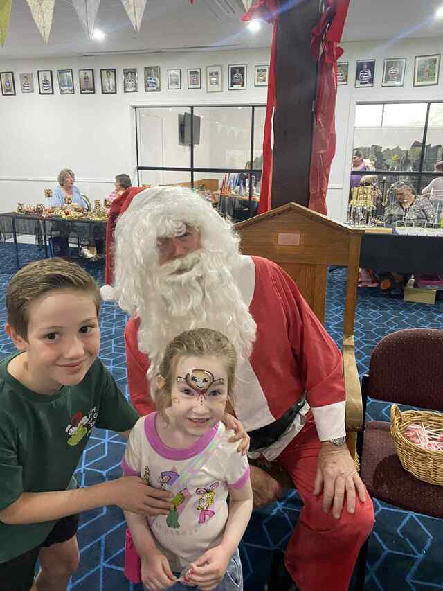 SnwtnXms25_524693_01