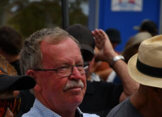 Brock to stand for Stuart again